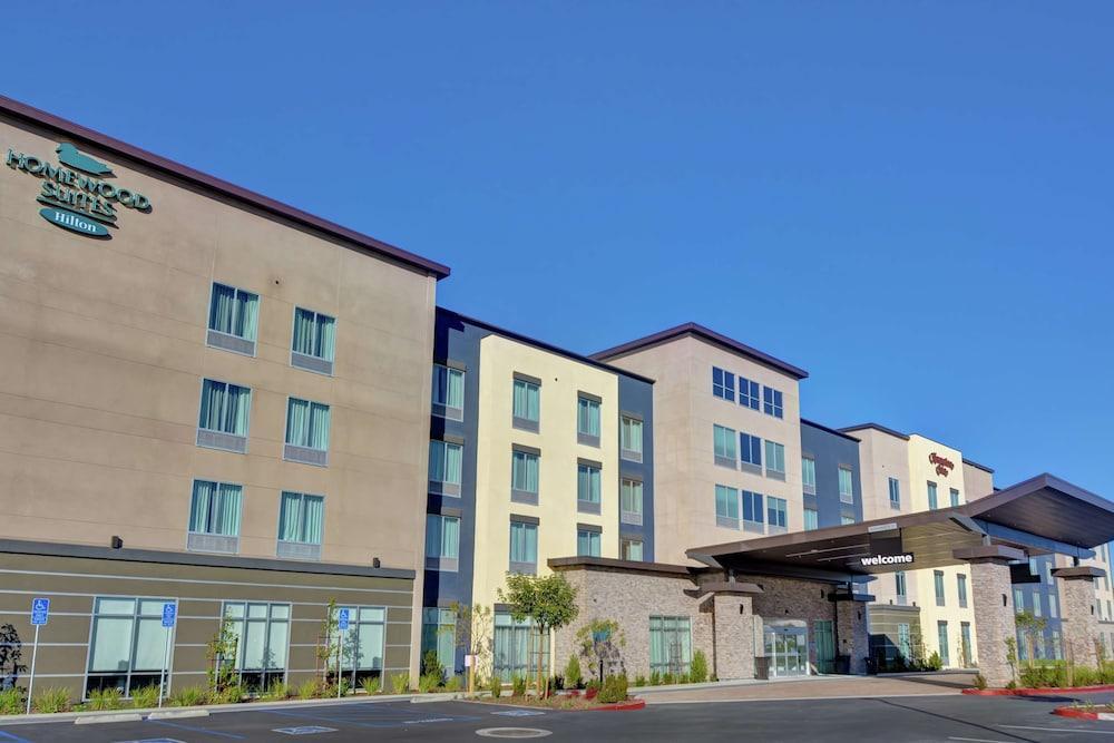 Hampton Inn Chula Vista Eastlake Екстериор снимка