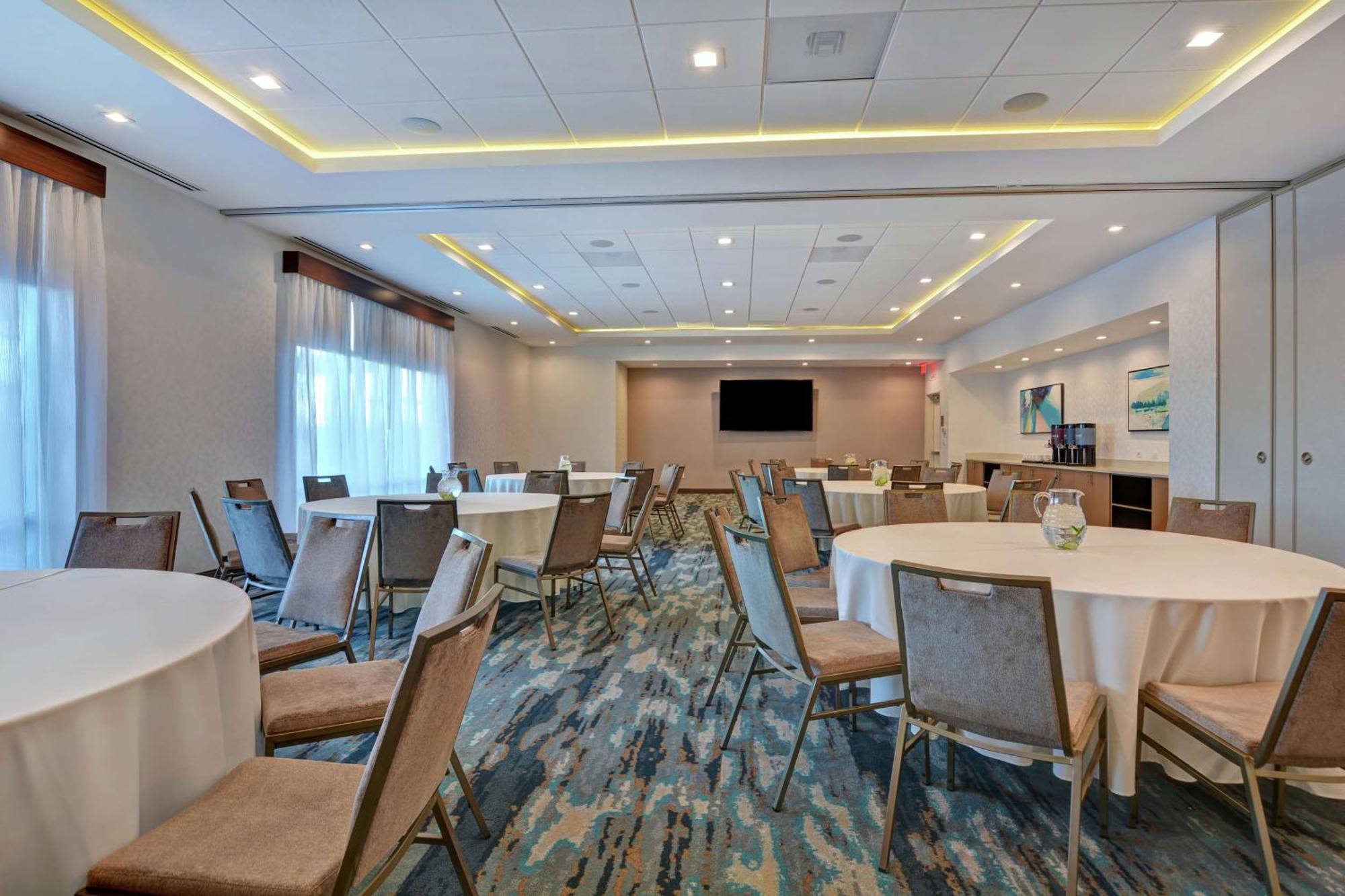 Hampton Inn Chula Vista Eastlake Екстериор снимка