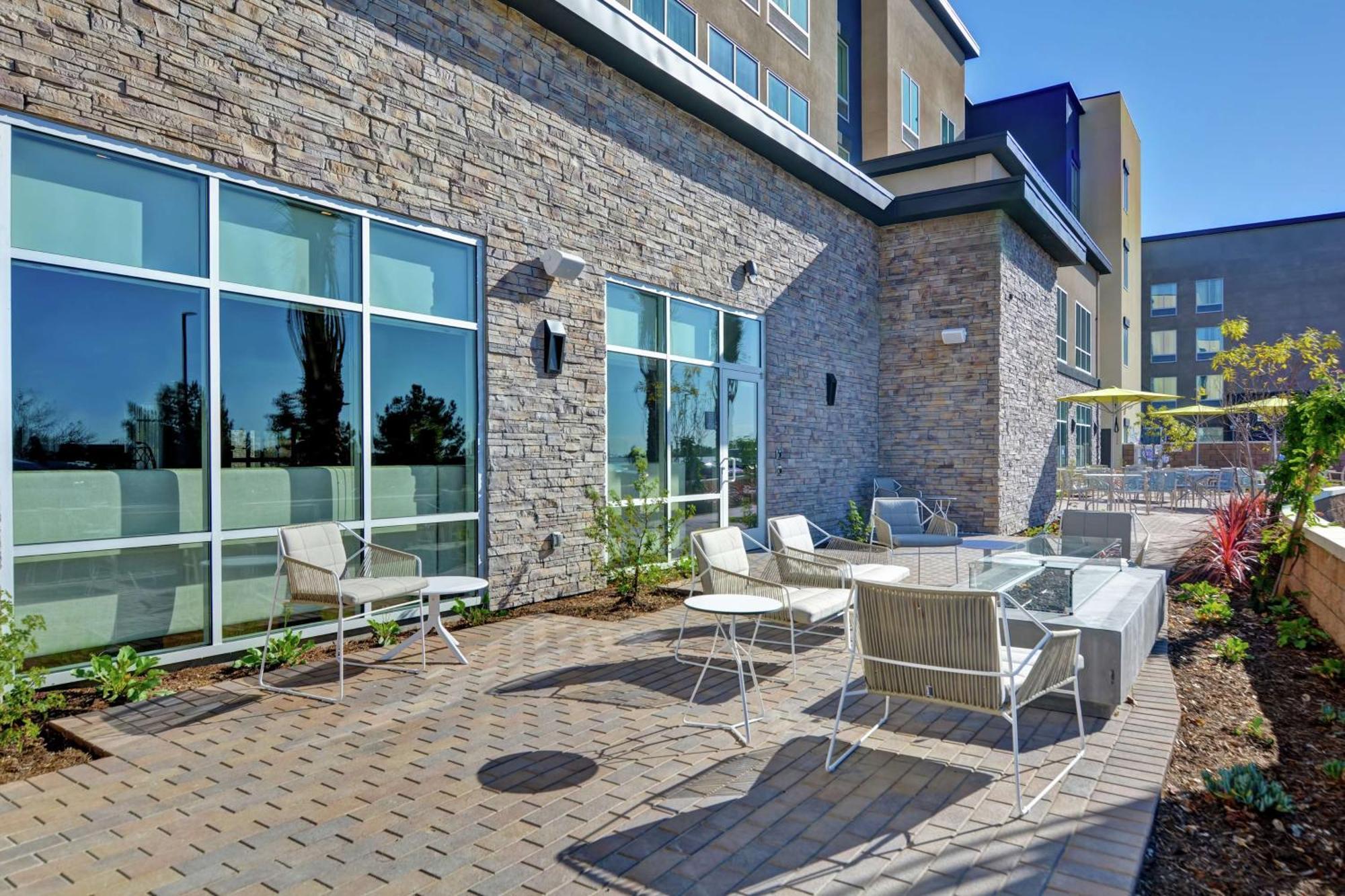 Hampton Inn Chula Vista Eastlake Екстериор снимка
